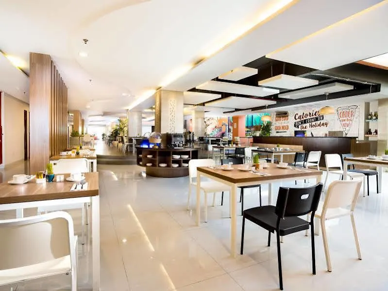 Отель Siesta Legian